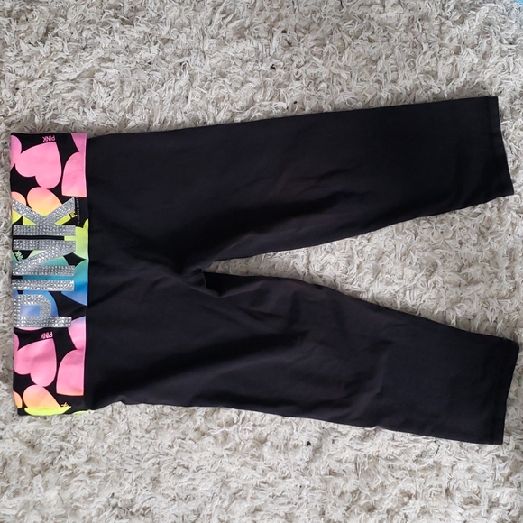 Victoria's Secret Bling Yoga Capris size medium - Picture 2 of 4